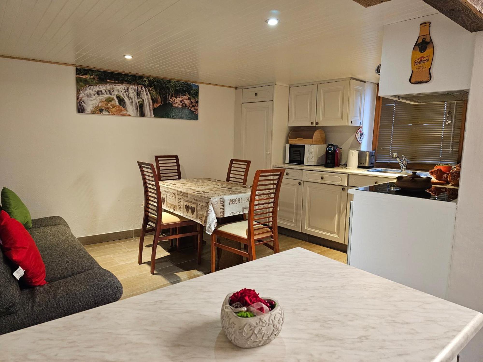 Joli Appartement Au Coeur Du Village Orsières Екстериор снимка